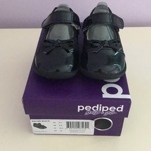 Pediped Grip n Go Black Naomi size 5.5 (toddler)